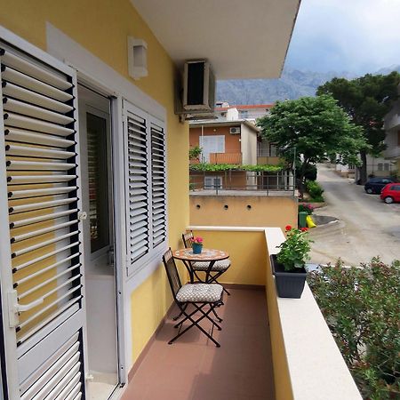 Apartman Jakir บาชกาโวดา ภายนอก รูปภาพ