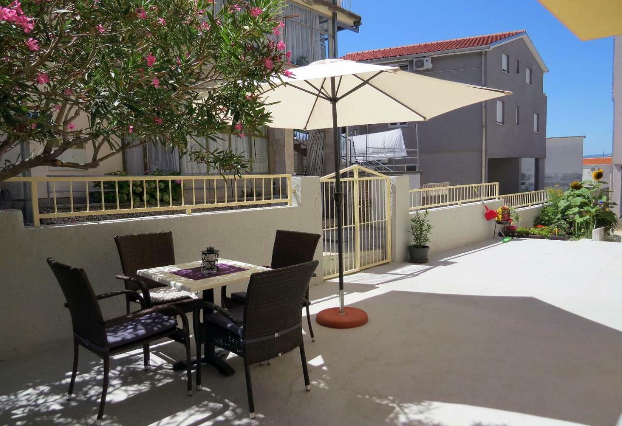 Apartman Jakir บาชกาโวดา ภายนอก รูปภาพ